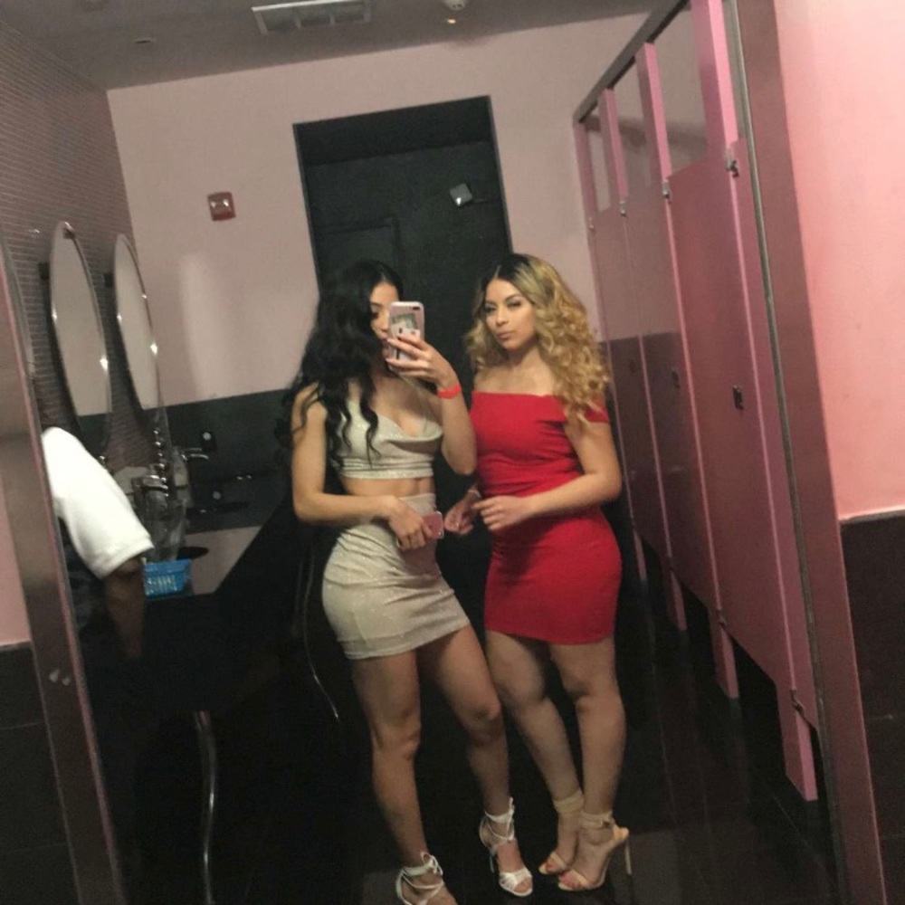 Two piece set - Picture 3 of 3